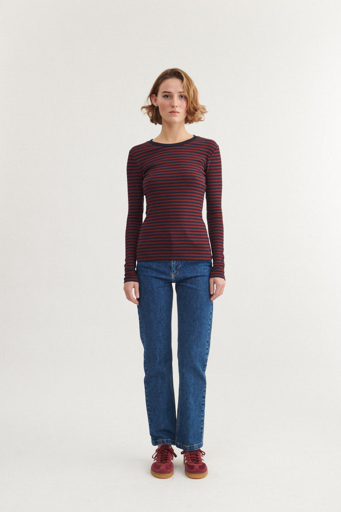 Ludmilla Longsleeve T-Shirt von basicapparel