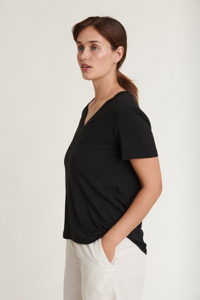 Joline V-Neck