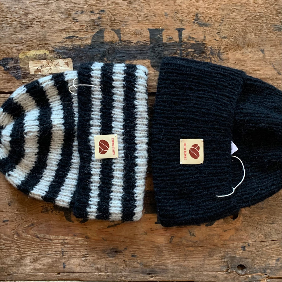 Gestreifte Sky Beanie Mütze von Coffee Beanies