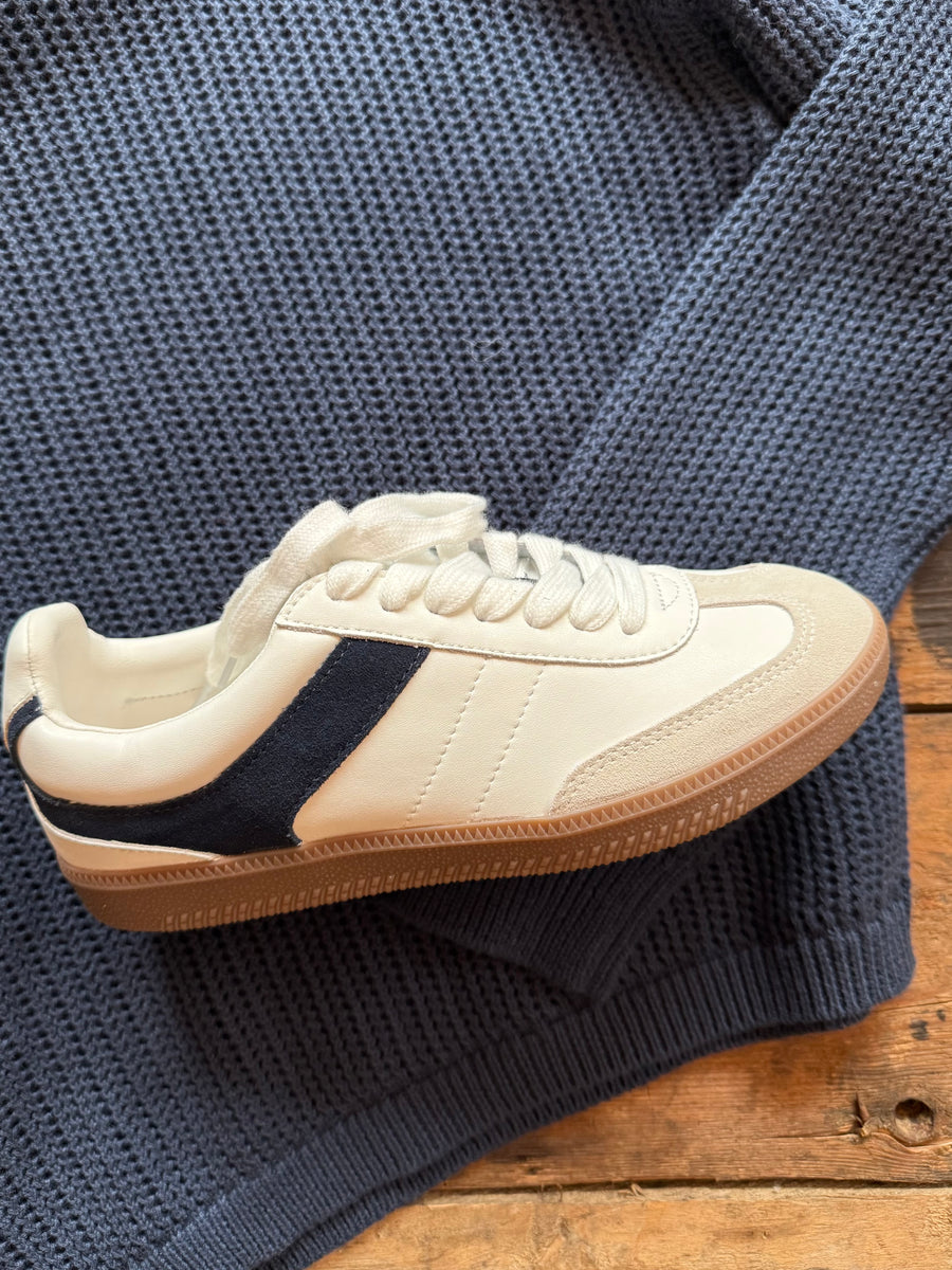 Sneakers von Sofir Schnoor