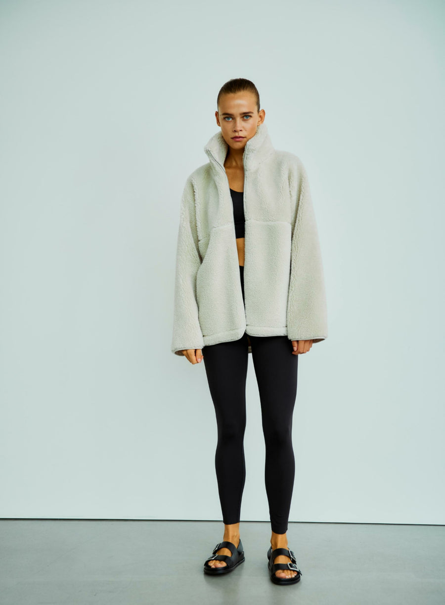 Pernille Teddy Jacke von Withblack