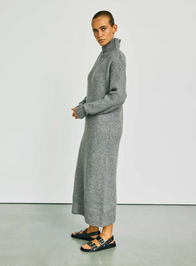 Melodi Strickkleid von WithBlack