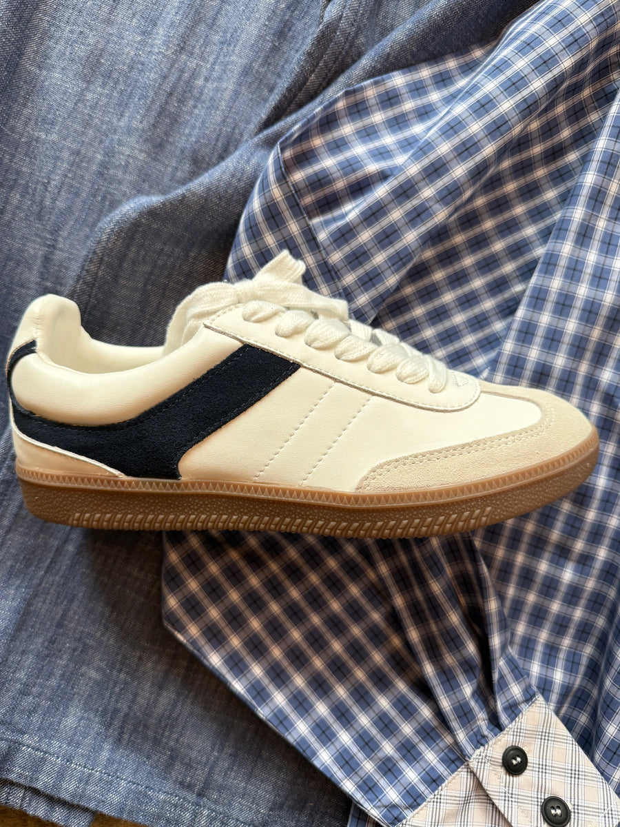 Sneakers von Sofir Schnoor