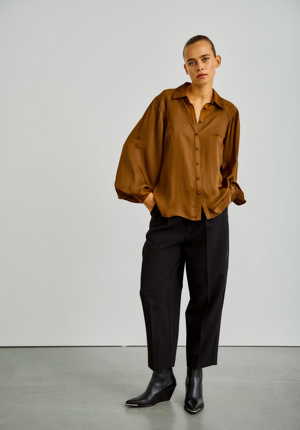 Janice Bluse von WithBlack